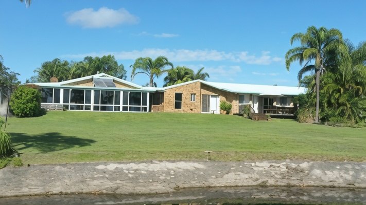 Hilltop Hideaway Over view