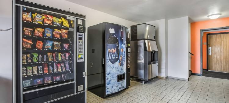 麦迪逊东6号汽车旅馆(Motel 6 Madison, WI - East)图片