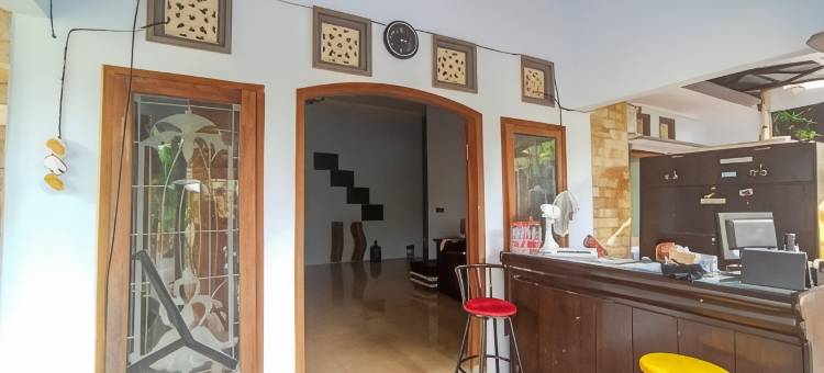 Hotel O 特里斯纳斯拉巴度假村民宿及餐厅(Urbanview Hotel Trisna Srabah)图片