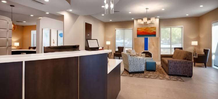 罗斯威尔/阿法乐特贝斯特韦斯特优质酒店(Best Western Plus Roswell/Alpharetta)图片