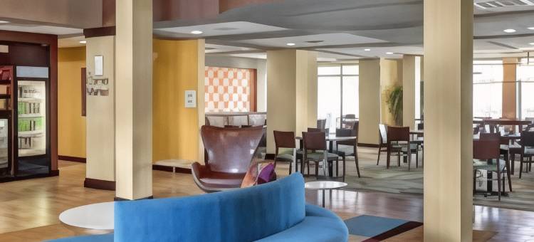 安尼斯顿牛津万豪万枫套房酒店(Fairfield Inn & Suites by Marriott Anniston Oxford)图片