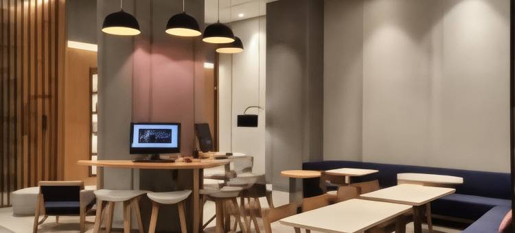 艾哈迈达巴德波拉达纳加尔智选假日酒店(Holiday Inn Express Ahmedabad Prahlad Nagar)图片