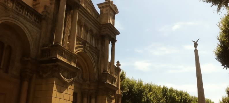 芬索尼厄斯公寓(Finsonius Studios)图片