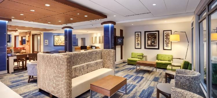 Holiday Inn Express & Suites Terrace图片