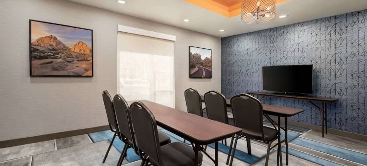 圣贝纳迪诺拉昆塔温德姆套房酒店(La Quinta Inn & Suites by Wyndham San Bernardino)图片