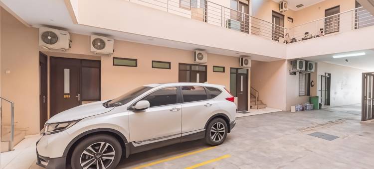 红门酒店清真-近苏邦收费站出口(RedDoorz Syariah Near Exit Toll Subang)图片