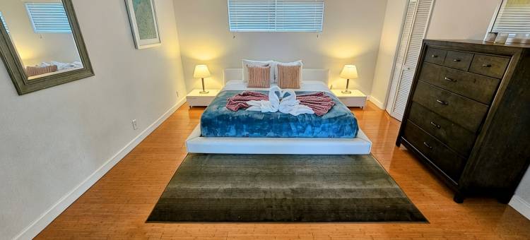 Remodeled Modern Home, 6-Min-2-Beach, Sleep 16, +Free Watersports & Rental Cars!图片