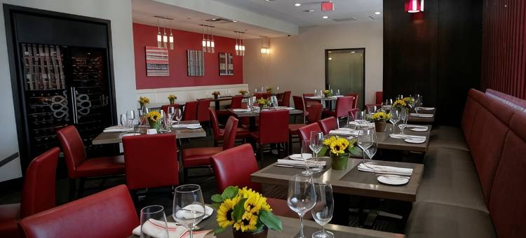 康涅狄格州布里斯托希尔顿逸林酒店(DoubleTree by Hilton Bristol)图片