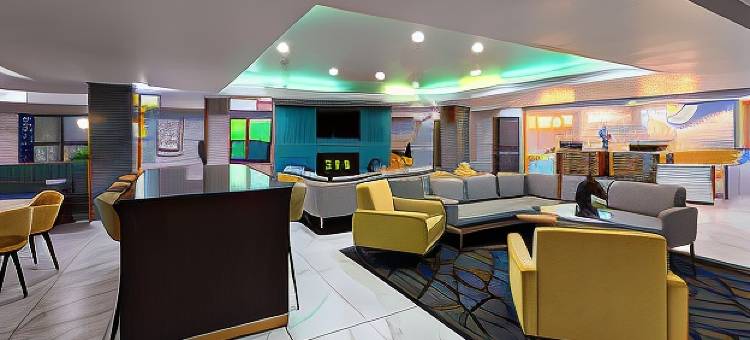 奥拉西拉昆塔温德姆套房酒店(La Quinta Inn & Suites by Wyndham Olathe)图片
