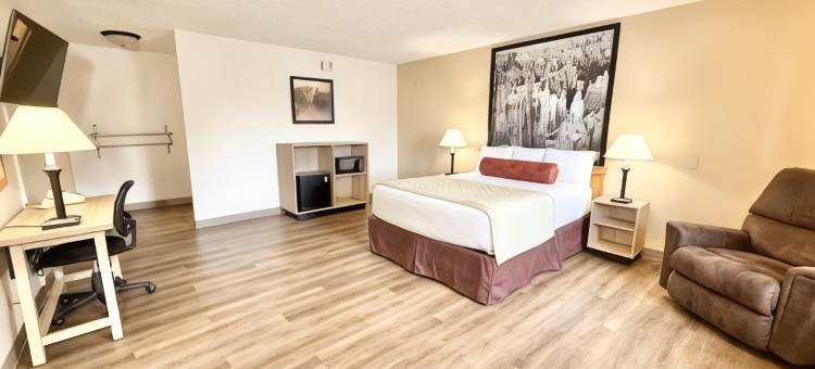 萨利纳风景山区温德姆速8酒店(Super 8 by Wyndham Salina/Scenic Hills Area)图片