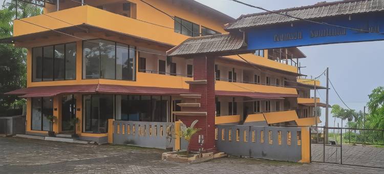 RedDoorz at Hotel Kumala Pelabuhanratu图片