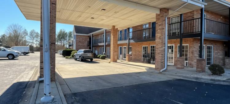 弗吉尼亚州布萊希 85 号州际公路 6 号汽车旅馆(Motel 6 Bracey, VA – I-85)图片