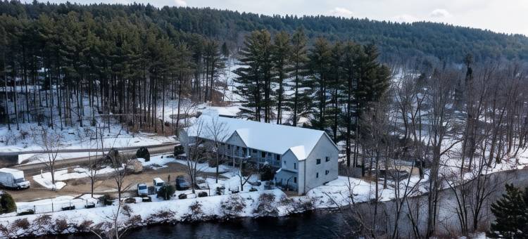 杰克丹尼汽车旅馆(Riverhouse by Weekender Formerly Jack Daniels Inn)图片