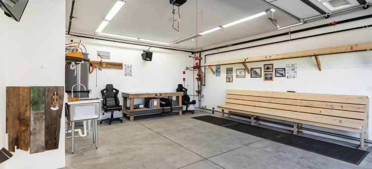 黄石冒险旅馆(The Adventure Inn Yellowstone)图片