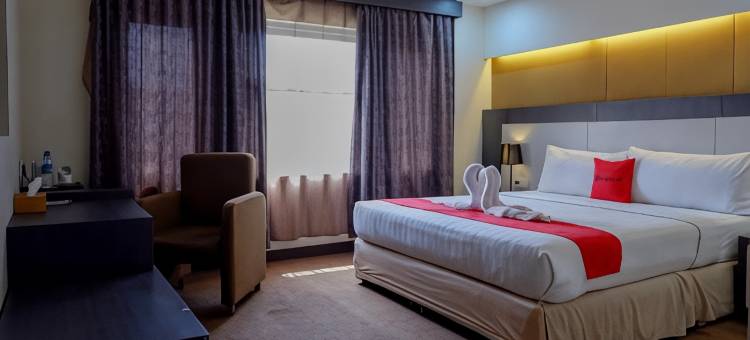 红多兹Plus酒店-近肯达里大陆酒店(RedDoorz Plus Near Hotel Benua Kendari)图片