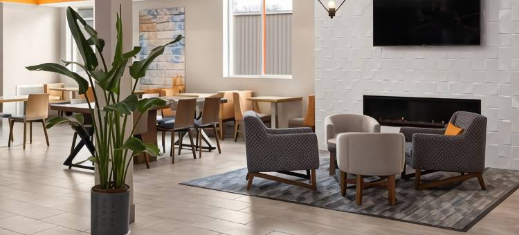 温德姆旗下拉昆塔温德姆酒店套房-威利斯顿/伯灵顿(La Quinta Inn & Suites by Wyndham Williston/Burlington)图片