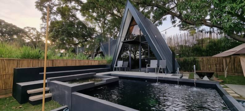 My Cabin by One Selah图片