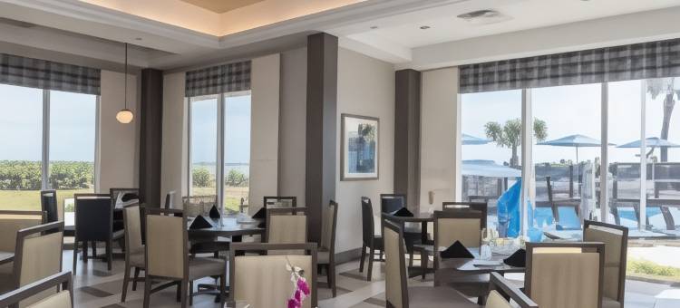 墨尔本海滨希尔顿酒店(Hilton Melbourne Beach Oceanfront)图片