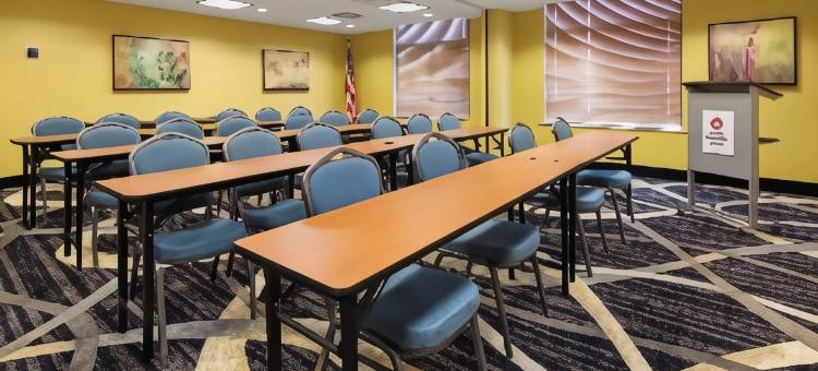 伯明翰贝斯特韦斯特优质套房酒店(Best Western Plus Birmingham Inn  Suites)图片