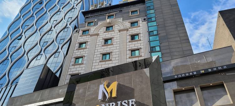 Yongin Hotel Moonrise图片