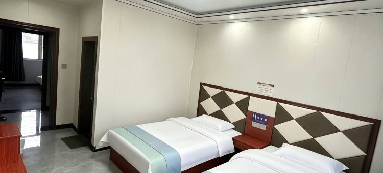 德令哈鸿佑家庭宾馆(奥运广场店)图片