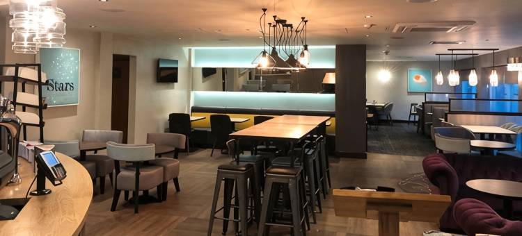沃特福德中心普瑞米尔酒店(Premier Inn Watford Central)图片