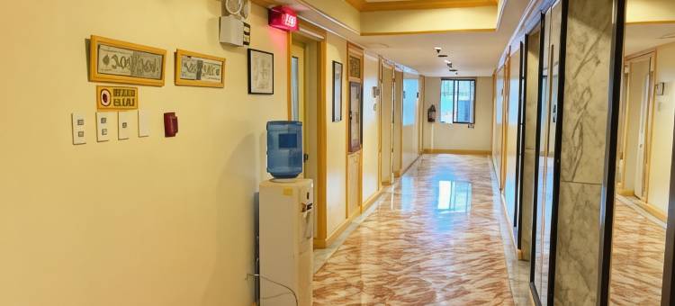 马卡蒂卢尔德家庭套房-由可可特尔管理(Lourdes Family Suites Makati powered by Cocotel)图片
