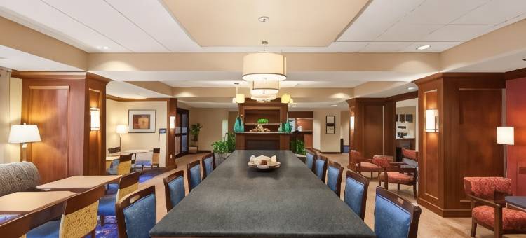 希尔顿欢朋酒店-沃伦顿(Hampton Inn Warrenton)图片