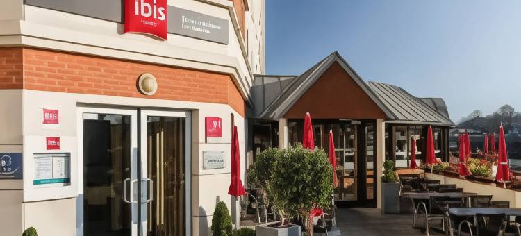 巴黎拉德芳斯库尔布瓦宜必思酒店(近塞纳河及库尔布瓦桥)(Ibis Paris la Défense Courbevoie)图片