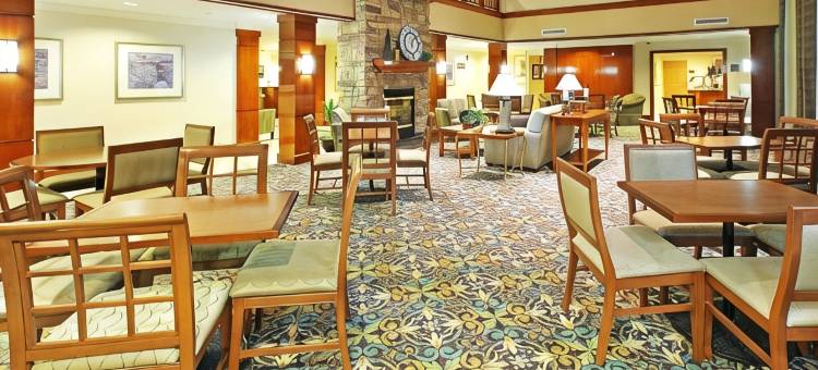 Staybridge Suites 费耶特维尔/阿肯色大学 by IHG(Staybridge Suites Fayetteville/Univ of Arkansas by IHG)图片