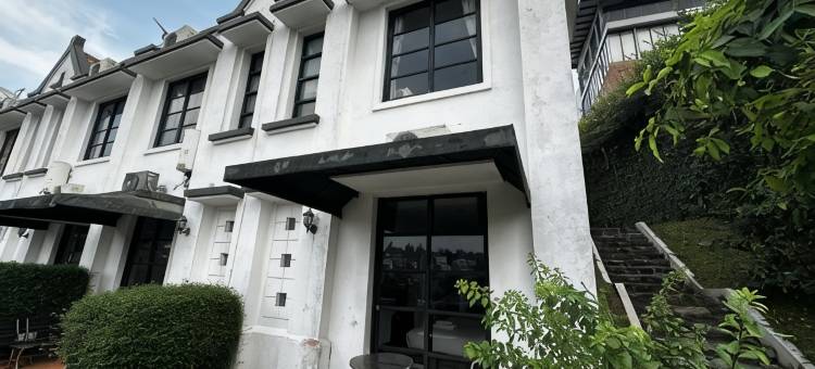 Townhouse Oak Casa D'Ladera Bandung图片