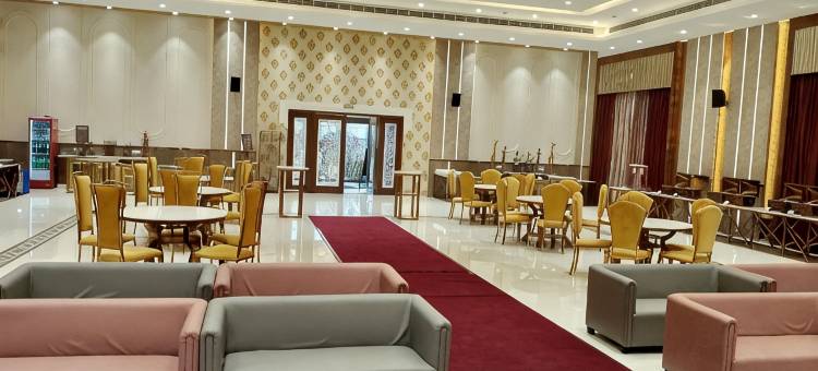 Pushpak Hotel & Convention图片