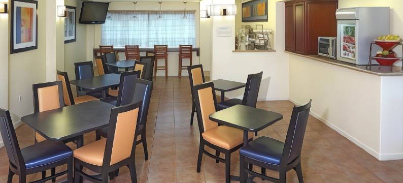 旧金山圣卡洛斯万枫套房酒店(Fairfield Inn & Suites San Francisco San Carlos)图片