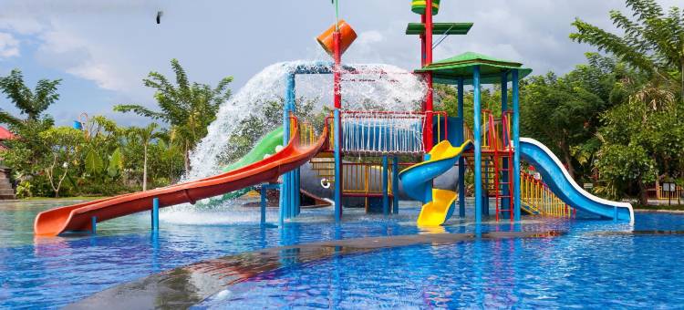 OYO 28363 赛艾康住宅酒店(OYO 28363 Hotel Sai Icon Residency)图片