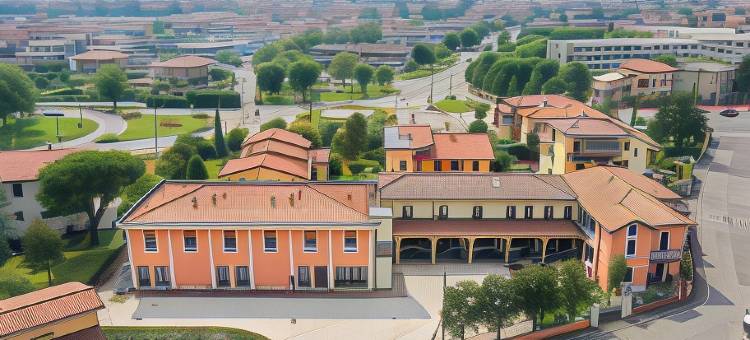 洛坎达普里马维拉酒店(Albergo Locanda Primavera)图片