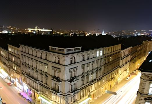 EA Hotel Sonata Hotel Overview