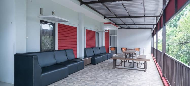 红多兹Plus酒店-近ITC森帕卡马斯2号(RedDoorz Plus Near ITC Cempaka Mas 2)图片