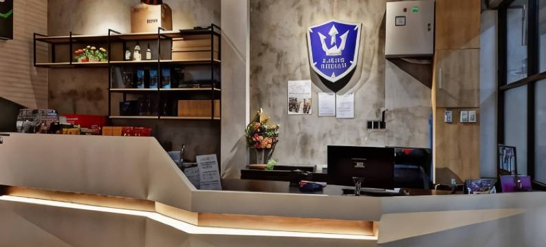 红多兹酒店@棉兰波罗尼亚中央商务区(RedDoorz CBD Polonia Medan)图片