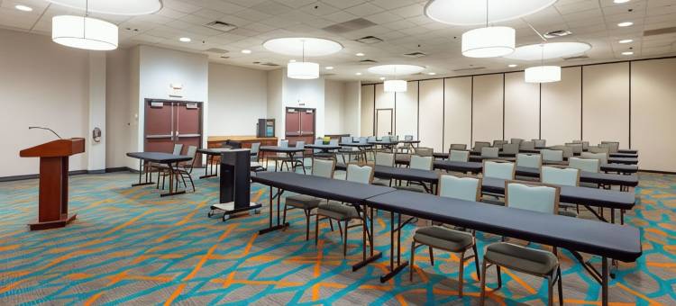 圣路易斯联合车站梨树酒店(Pear Tree Inn St. Louis Near Union Station)图片