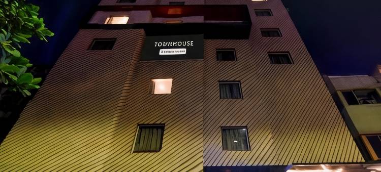 Super Townhouse VIP Road Formerly the Sky图片