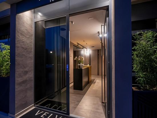 天鹅绒房间及其他