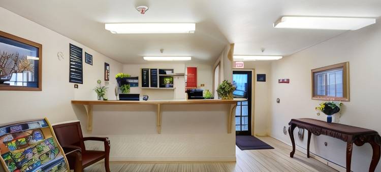 鲍威尔温德姆速8酒店(Super 8 by Wyndham Powell)图片