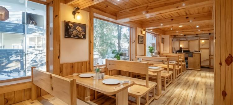 Itsy酒店Shri Gv旅馆,距离Tiffin Top 600米(Itsy Hotels Shri Gv Inn, 600 Mtrs from Tiffin Top)图片