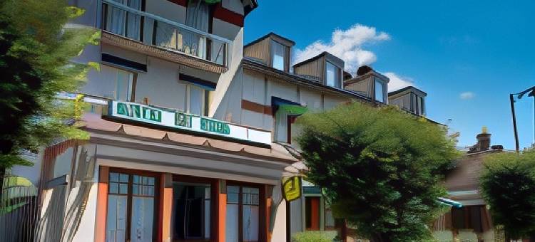 鹿之家酒店(Logis Hotel le Cerf)图片