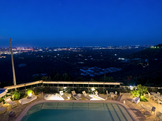 艾米拉朵度假村