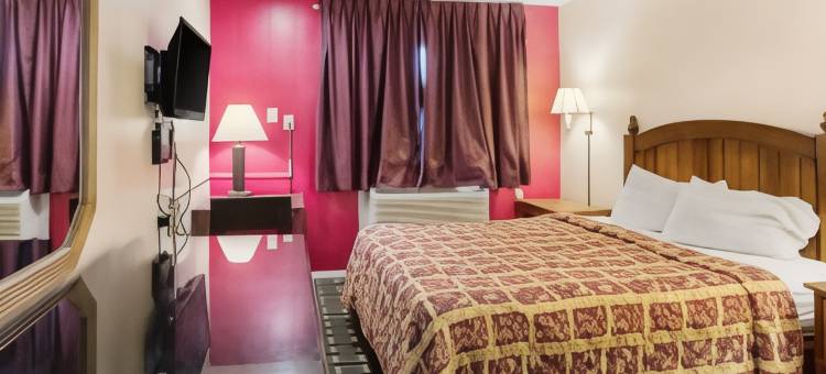 罗德威套房旅馆(Rodeway Inn & Suites Raton)图片