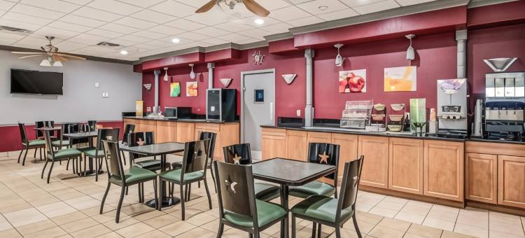 奥佐纳I-10凯艺酒店(Quality Inn Ozona I-10)图片