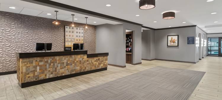 哥伦布塞尔托唐斯希尔顿欢朋套房酒店(Hampton Inn & Suites Columbus Scioto Downs)图片