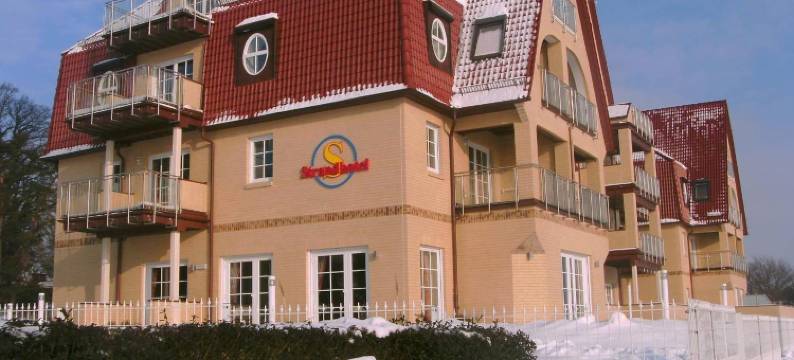 格勒米茨酒店(Strandhotel Grömitz)图片