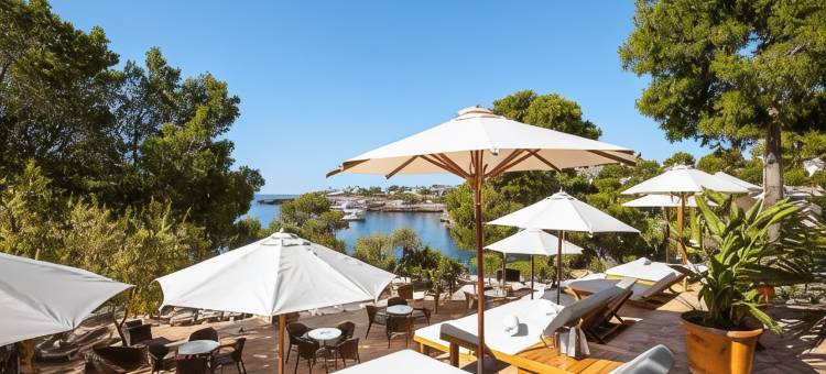 Robinson Cala Serena图片